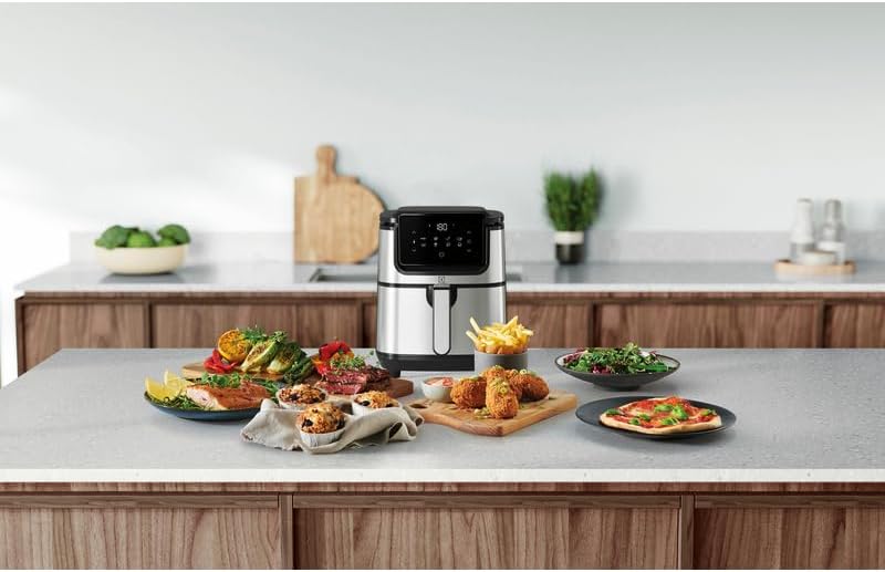Electrolux 3.5L XL Digital Air Fryer 1500W with Rapid Hot Air Technology, 8 Preset Programs for Frying, Grilling, Broiling, Roasting, Baking, Toasting, Cooking, Auto-Off, Touch Control, ‎E5AF1-710S