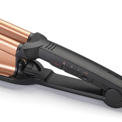 مصفف الشعر ديب ويفز من بيبي ليس، سلك دوار لسهولة الاستخدام، ألواح عائمة لتوزيع الحرارة بالتساوي، نتائج تصفيف تدوم طويلاً، وتقنية تسخين سيراميكية، W2447SDE