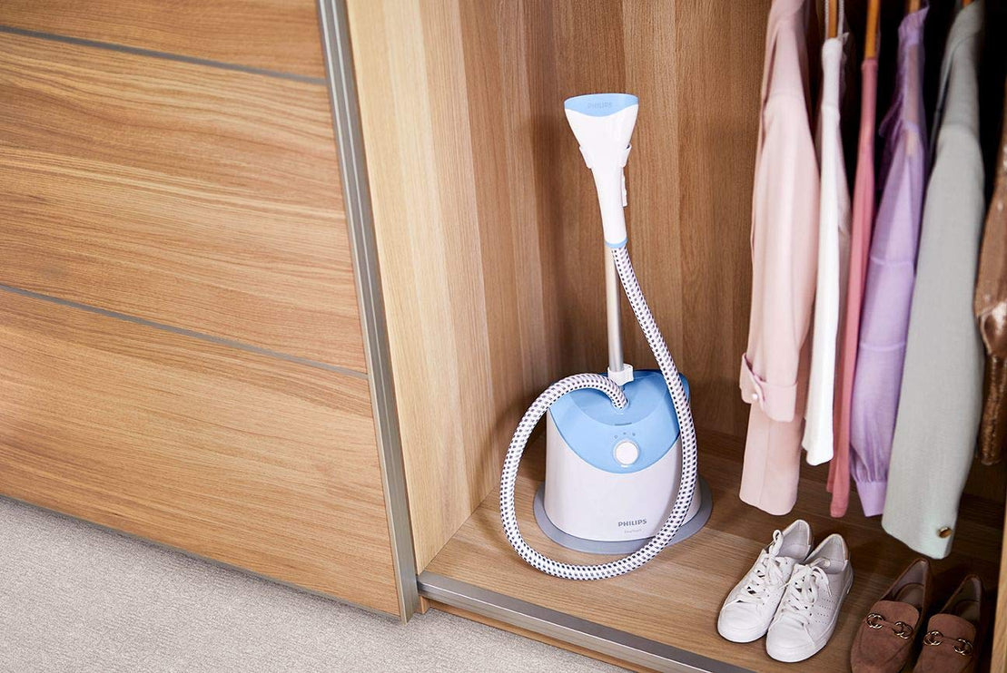 Philips Vertical Garment Steamer GC482/26: 1600W, powerful continuous steam 32g/min, 2 steam settings, 1.4L detachable water tank, XL steam plate, easy rinse solution