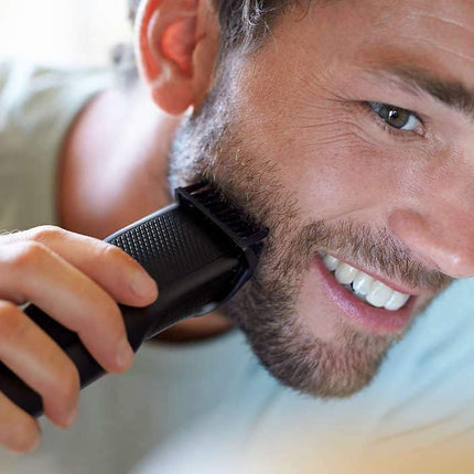 ماكينة تشذيب اللحية فيليبس سيريز 3000 Bt320813